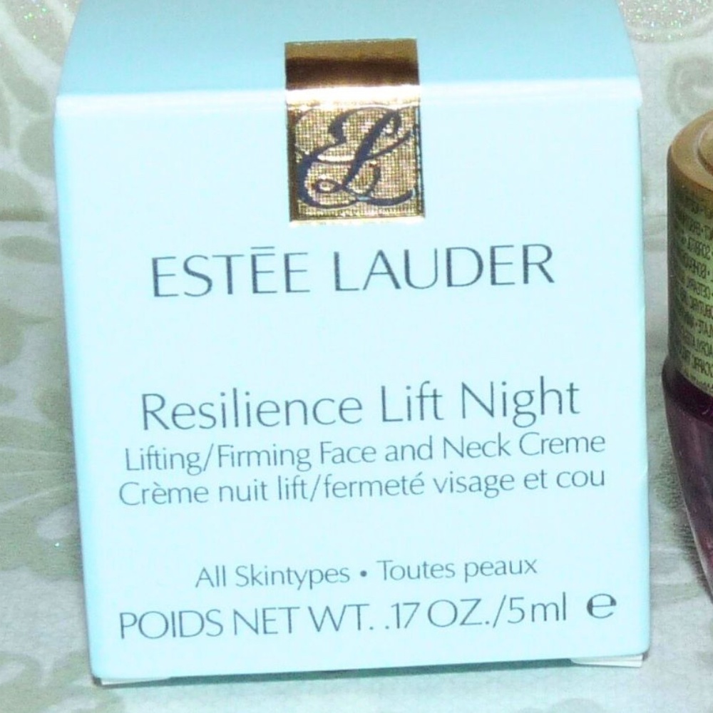 🎀$13 - Estee Lauder Resilience Lift Night Lifting Firming Face Neck Creme .17oz - Picture 11 of 14